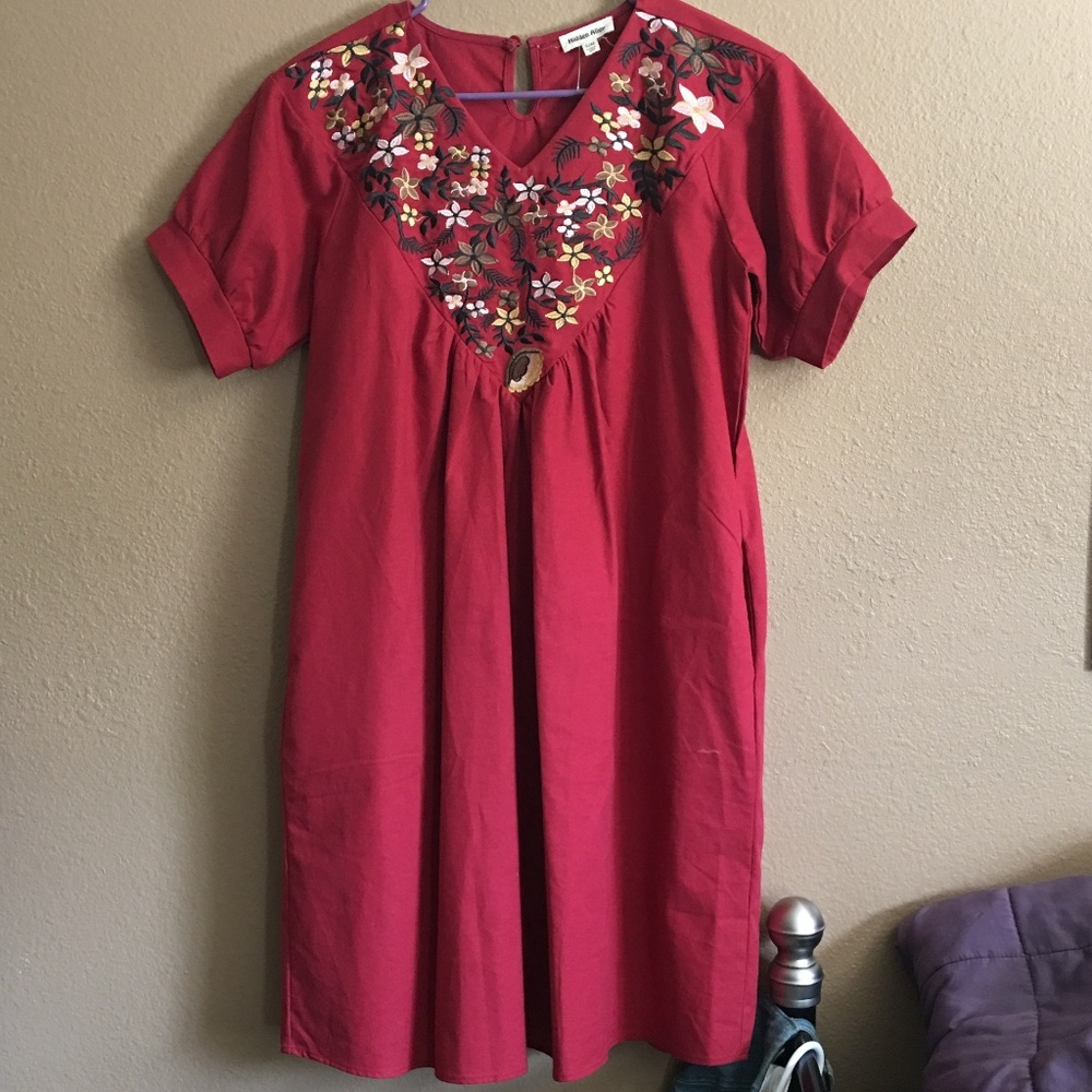 Hidden Alley Red Floral Shift Dress